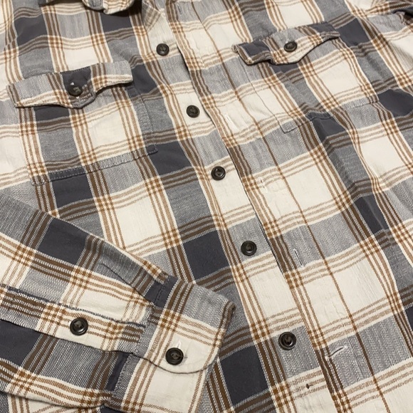 Men's Small Shirt - Picture 3 of 3